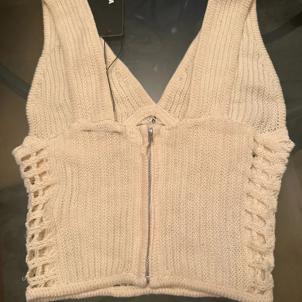 FASHION NOVA TOP - Picture 3 of 5